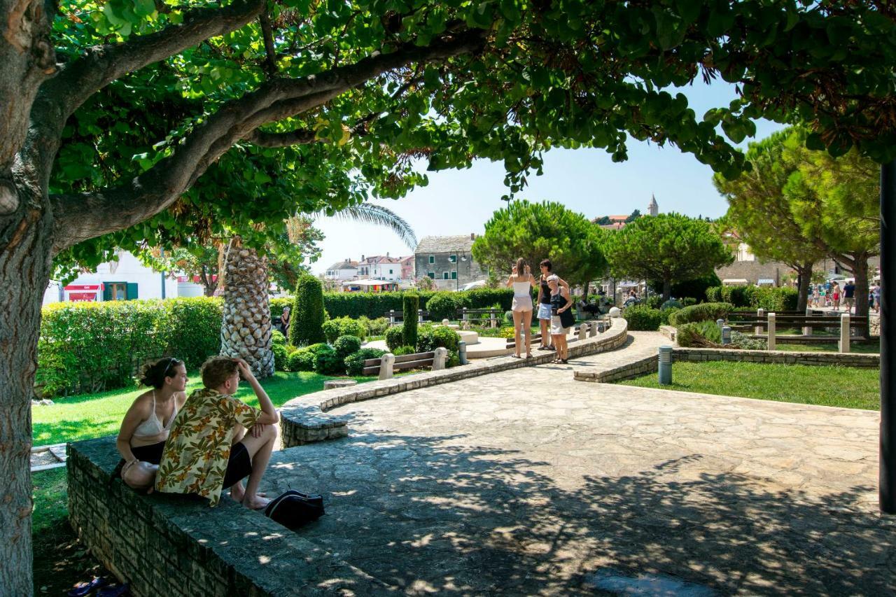 Apartment Nensi Primosten Bagian luar foto